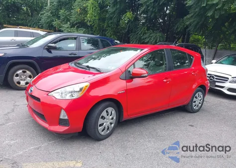 2014 Toyota Prius C One z USA, uszkodzony, nr VIN JTDKDTB36E1078936